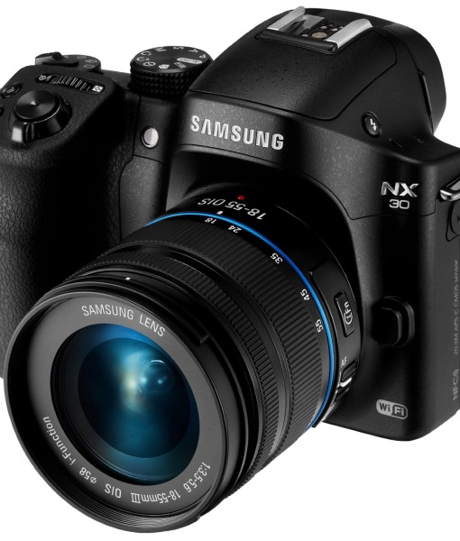 Samsung NX30 20.3MP CMOS Smart WiFi & NFC Mirrorless Digital Camera